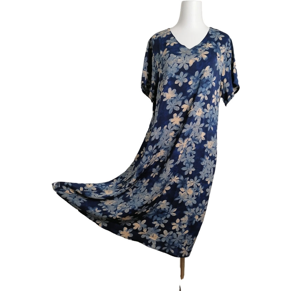 💦  4XL，loose floral printed V-neckline dress